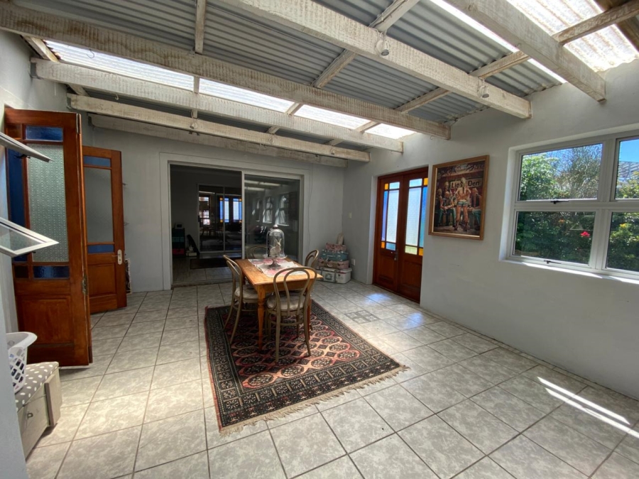 3 Bedroom Property for Sale in Sandbaai Western Cape